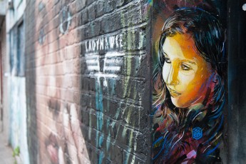 C215 - Londres - Hanbury Street - Mars 2012