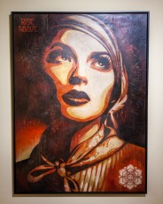 SHEPARD FAIREY - Au delà du street art. Exposition collective au Musée de la Poste du 28 novembre 2012 au 30 mars 2013. Sont représentés : C215, Banksy, Shepard Fairey, Invader, Dran, Ludo, L'Atlas, Rero, MissTic, Swoon et Vhils, mais aussi Jef Aérosol, Ernest Pignon-Ernest et Gérard Zlotykamien.