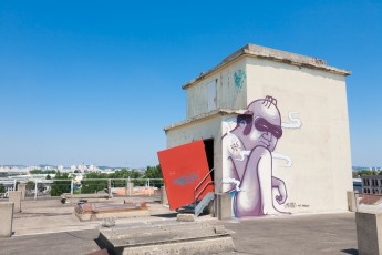 Hobz - TRBDSGN et French Kiss dans une usine abandonnée quelque part vers Paris - Juillet 2013