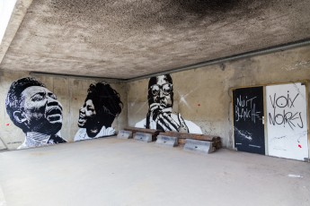 Jef Aérosol pour la Nuit Blanche du samedi 4 octobre 2014. Carte blanche à Jef Aérosol qui a invité une dixaine d'artistes à la Halle Freyssinet - Paris 13è.