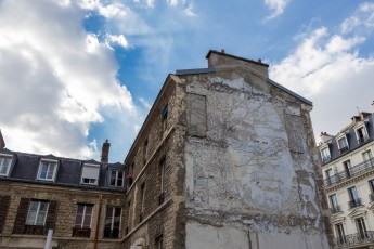 Vhils pour la Nuit Blanche du samedi 4 octobre 2014. Dans l'enceinte de l'Hôpital Necker - Paris 07è.