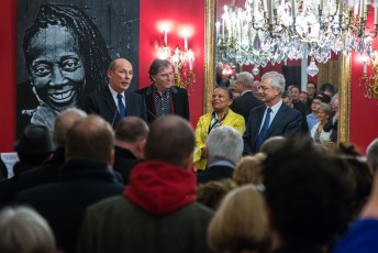 Exposition de Jef Aérosol à l'Assemblée Nationale mercredi 3 févrer 2015 en présence de Claude Bartolone, président de l'Assemblée, de Christiane Taubira et de bien d'autres personnes.