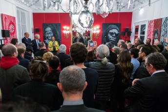 Exposition de Jef Aérosol à l'Assemblée Nationale mercredi 3 févrer 2015 en présence de Claude Bartolone, président de l'Assemblée, de Christiane Taubira et de bien d'autres personnes.