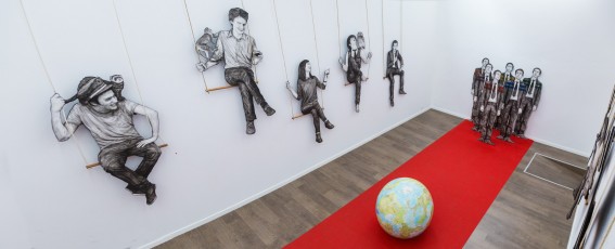 "Everyday Life Circus" exposition de Levalet à la galerie Openspace du 7 mai au 4 juin 2016