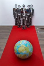 "Everyday Life Circus" exposition de Levalet à la galerie Openspace du 7 mai au 4 juin 2016