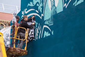 Shepard Fairey - Earth Crisis - Work in progress day 1 - Rue Jeanne d'Arc - Paris 13è - 18 Juin 2016