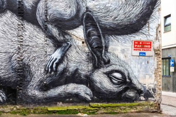 Roa - The Crystal Ship - Hofstraat - Ostende