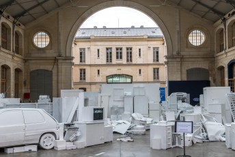 "Fragments urbains" exposition de Vhils au 104 du 19 mai au 29 juillet 2018