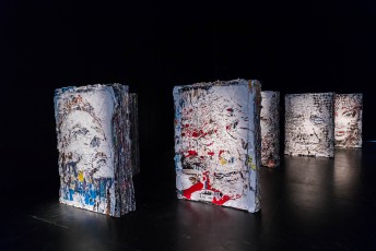 "Fragments urbains" exposition de Vhils au 104 du 19 mai au 29 juillet 2018