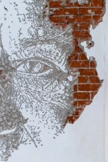 "Fragments urbains" exposition de Vhils à la galerie Magda Danysz du 19 mai au 29 juillet 2018