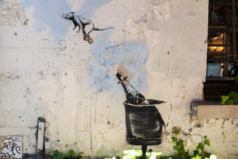 Banksy - Chez Marianne - Rue des Hospitalières Saint-Gervais 04è - Juin 2018