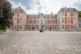 "Anomal" exposition de Quentin Garel au domaine de Chamarande (91) du 25 janvier au 29 mars 2020. Prolongations jusqu'au 14 juin 2020.