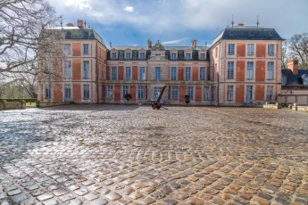 "Anomal" exposition de Quentin Garel au domaine de Chamarande (91) du 25 janvier au 29 mars 2020. Prolongations jusqu'au 14 juin 2020.