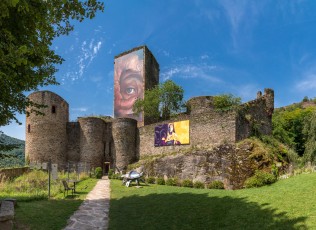 Case Maclaim & Alexis Diaz / Inti. "Legend" exposition au Château de Belcastel de mai à novembre 2021