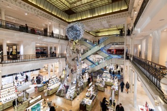 "Sangam" exposition de Subodh Gupta pour Le Bon Marché du 9 janvier au 19 février 2023