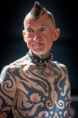 Fête pour les 25 ans du salon de tatouage Abraxas au Théatre du Renard le samedi 16 septembre 2023.