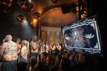 Fête pour les 25 ans du salon de tatouage Abraxas au Théatre du Renard le samedi 16 septembre 2023.