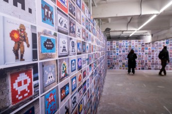 "Invader Space Station" exposition de Invader du 17 février au 5 mai 2024 dans les anciens locaux de Libération au 11 rue Béranger - Paris 3è