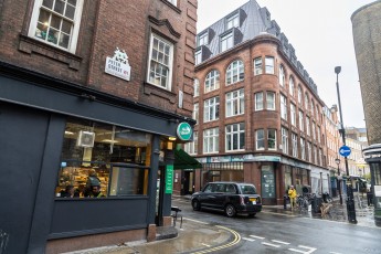 LDN-166 - Bruno sandwich bar - Soho - Londres