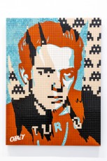 "Triple Trouble" exposition de Invader, Shepard Fairey et Damien Hirst à la Newport Street Gallery du 10 octobre 2025 au 29 mars 2026