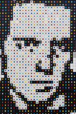 "Triple Trouble" exposition de Invader, Shepard Fairey et Damien Hirst à la Newport Street Gallery du 10 octobre 2025 au 29 mars 2026