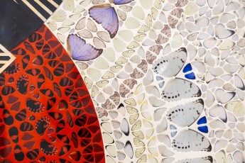 "Triple Trouble" exposition de Invader, Shepard Fairey et Damien Hirst à la Newport Street Gallery du 10 octobre 2025 au 29 mars 2026