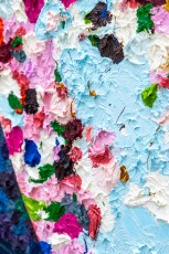 "Triple Trouble" exposition de Invader, Shepard Fairey et Damien Hirst à la Newport Street Gallery du 10 octobre 2025 au 29 mars 2026