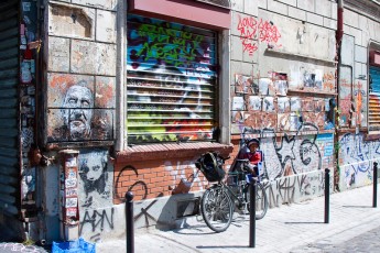 C215 - Rue Dénoyez 20è - Août 2009
