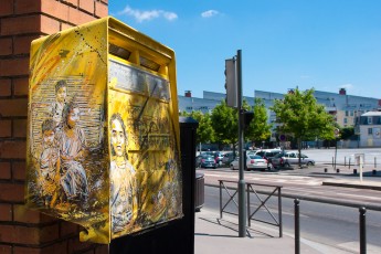 C215 - Vitry - Avenue Henry Barbusse - Mai 2010