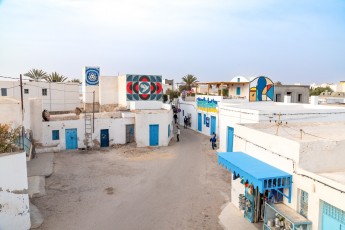 Shepard Fairey - Dove - Djerbahood - Erriadh - Djerba, Tunisie