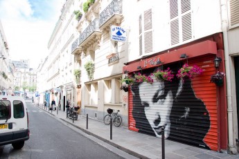 Jef Aérosol - Lauren Bacall - Rue de Crussol 11è - Juin 2007