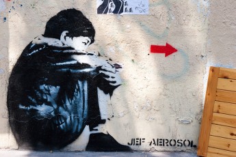 Jef Aérosol - Rue de la Buttes aux Cailles 13è - Sitting boy - Juin 2010