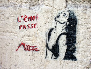 MissTic - L'émoi passe - Rue Geoffroy St Hilaire 05è - Juin 2001