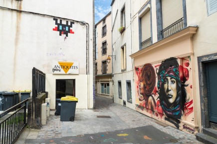 CLR_32 - Bat Invader - Clermont-Ferrand /// 50 pts