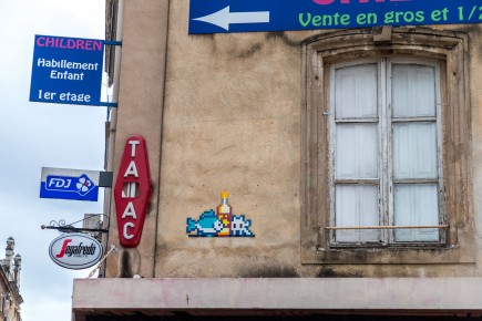 MARS-57 - Pac à l'eau - Quartier Belsunce 01er - Marseille (13) /// 30 pts