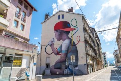 Sur les murs de Grenoble