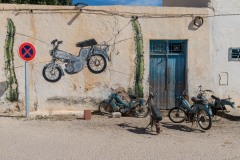 Sur les murs de Djerba