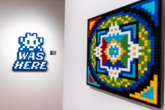 "4000" exposition de Space Invader à la galerie Over the Influence