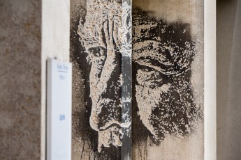 Vhils - Hôpital Sainte-Perrine - Rue Chardon-Lagache 16è - Juin 2012