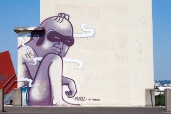 Hobz - TRBDSGN et French Kiss dans une usine abandonnée quelque part vers Paris - Juillet 2013