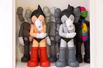 Kaws - Salon - Bibo - Hollywood Street - Hong Kong