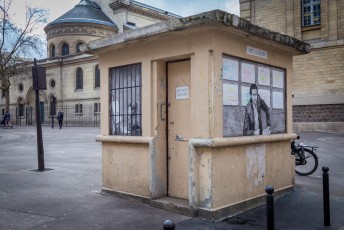 Levalet - Art brut - Place de Joinville 19è - janvier 2016