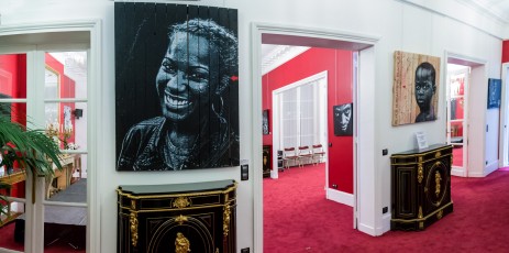 Exposition de Jef Aérosol à l'Assemblée Nationale mercredi 3 févrer 2015 en présence de Claude Bartolone, président de l'Assemblée, de Christiane Taubira et de bien d'autres personnes.