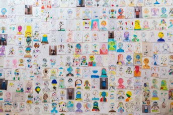 Seth et beaucoup d'enfants du monde. "Wall drawings - Icônes urbaines" exposition au musée d'Art Contemporain de Lyon du 30 septembre 2016 au 15 janvier 2017