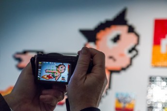 Vernissage le 25 janvier de "Hello my game is..." exposition d'Invader au Musée en herbe du 26 janvier au 3 septembre 2017