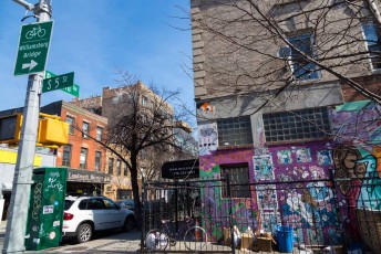 Aiko et Invader - South 5th Street - Williamsburg - Brooklyn - New York - Avril 2017