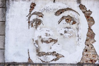 Vhils - Rua Fábrica de Material de Guerra - Lisbonne