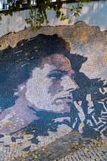 Vhils - Amalia Rodriguez - Rua de São Tomé - Alfama - Lisbonne