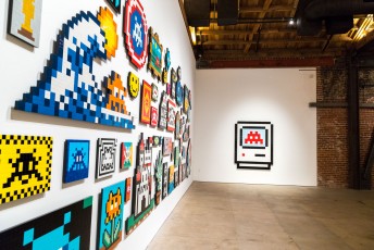 "Into the white cube" exposition de Invader à la galerie Over The Influence  - Los Angeles - du 18 novembre au 22 décembre 2018