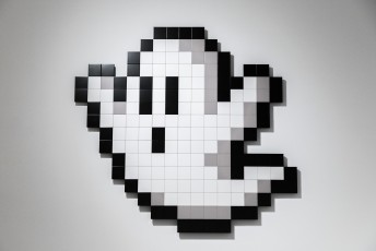 "Into the white cube" exposition de Invader à la galerie Over The Influence - Los Angeles - du 18 novembre au 22 décembre 2018